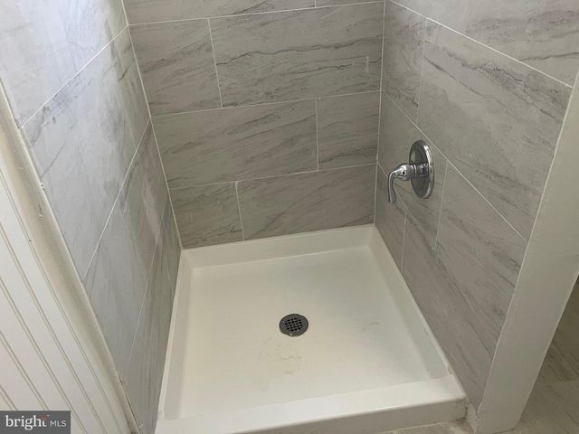 725 E PINE ST, Millville, NJ 08332