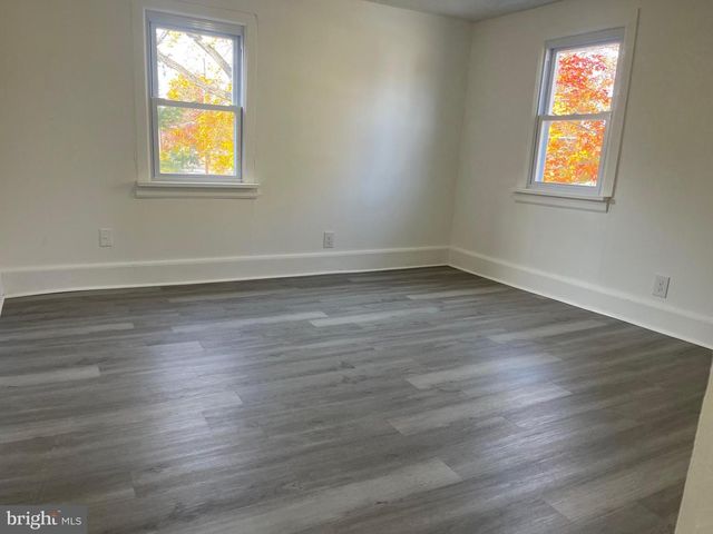 725 E PINE ST, Millville, NJ 08332