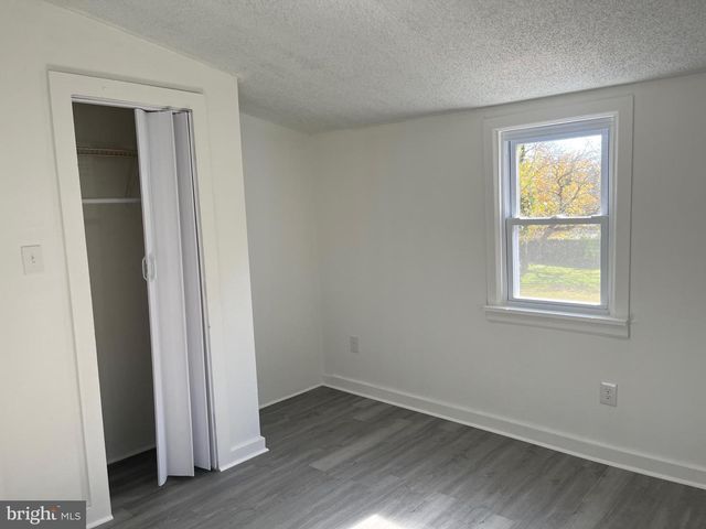 725 E PINE ST, Millville, NJ 08332