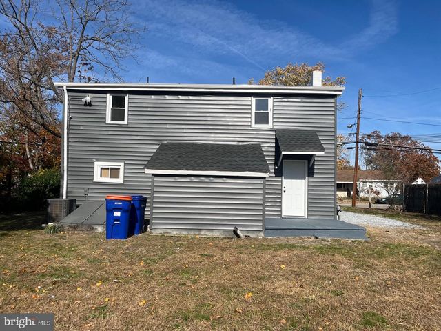 725 E PINE ST, Millville, NJ 08332