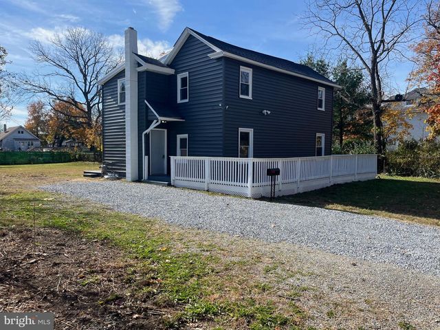 725 E PINE ST, Millville, NJ 08332