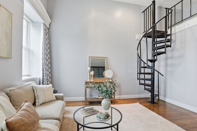 3 Appleton St 504, Boston, MA 02116