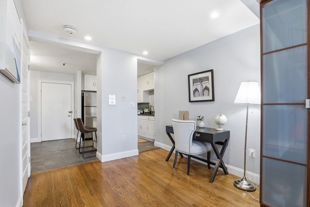 3 Appleton St 504, Boston, MA 02116