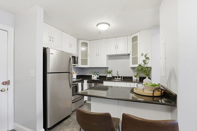 3 Appleton St 504, Boston, MA 02116
