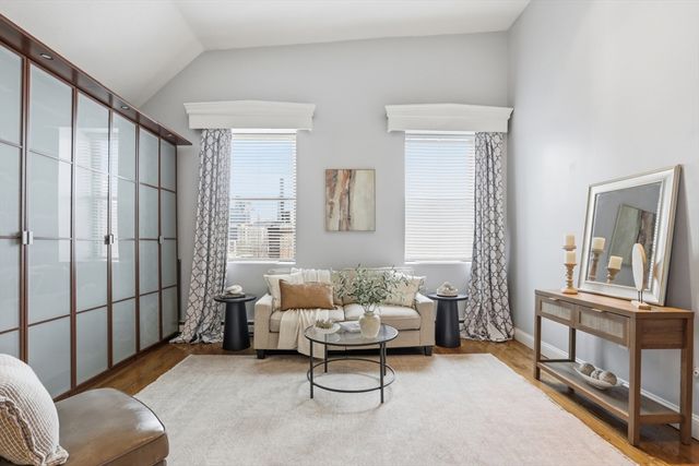 3 Appleton St 504, Boston, MA 02116