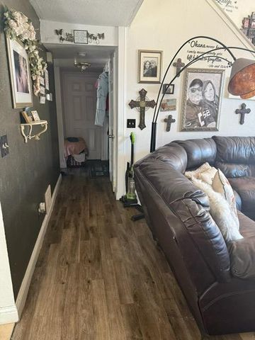 1930 E Niles Avenue, Fresno, CA 93720