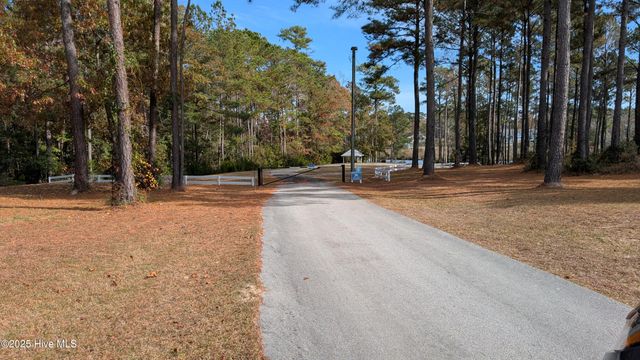 216 Alderman Landing Road, Holly Ridge, NC 28445