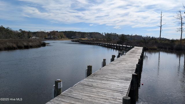 216 Alderman Landing Road, Holly Ridge, NC 28445