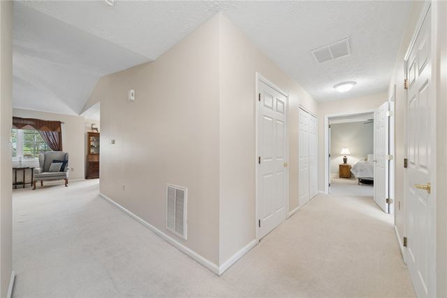 101 Wimbledon Dr, Mt Pleasant Twp, PA 15666