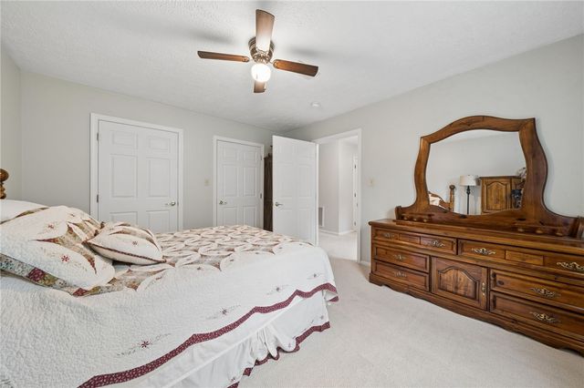 101 Wimbledon Dr, Mt Pleasant Twp, PA 15666