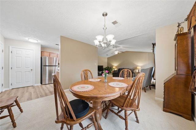 101 Wimbledon Dr, Mt Pleasant Twp, PA 15666