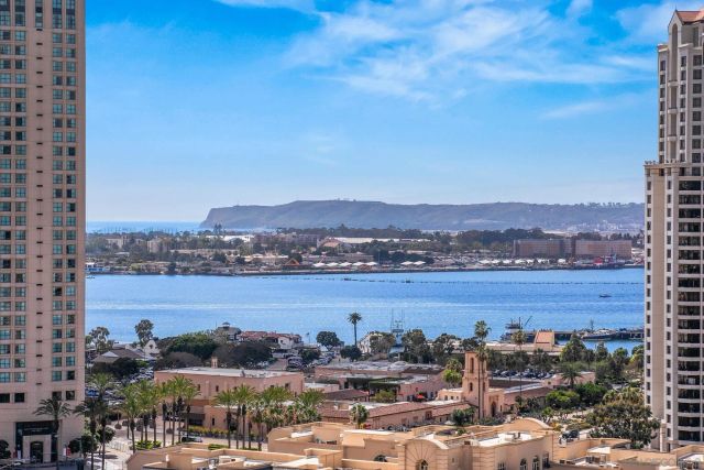 700 Front St 1303, San Diego, CA 92101