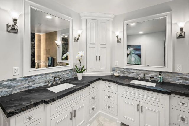 700 Front St 1303, San Diego, CA 92101