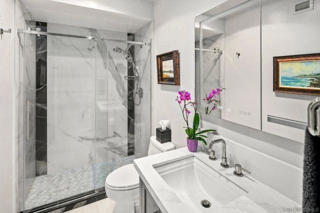 700 Front St 1303, San Diego, CA 92101