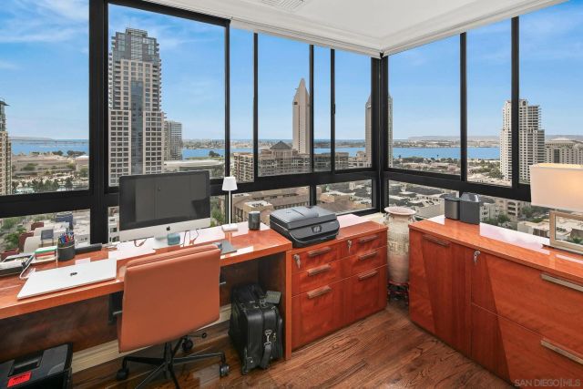 700 Front St 1303, San Diego, CA 92101