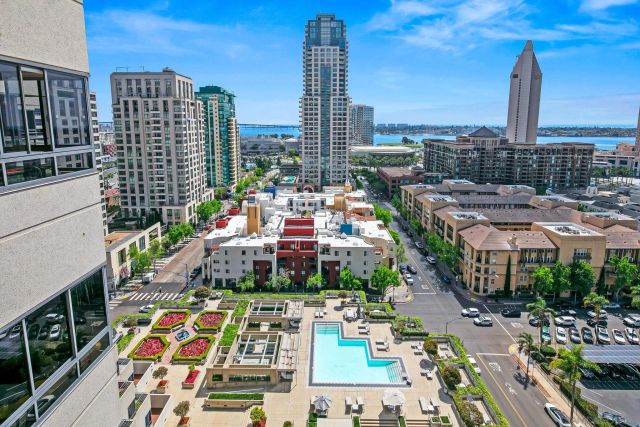 700 Front St 1303, San Diego, CA 92101