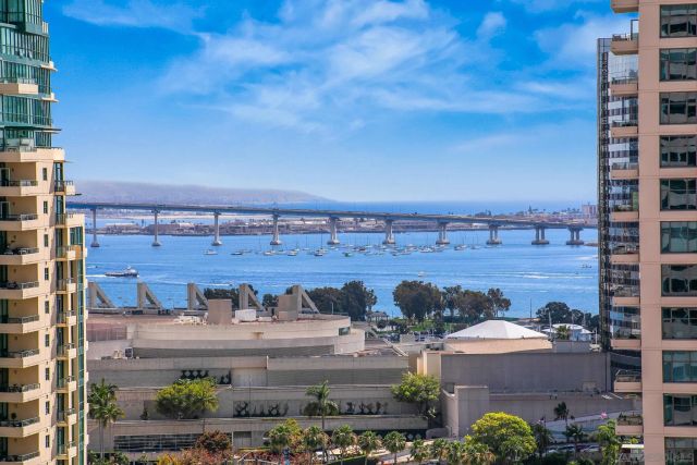 700 Front St 1303, San Diego, CA 92101
