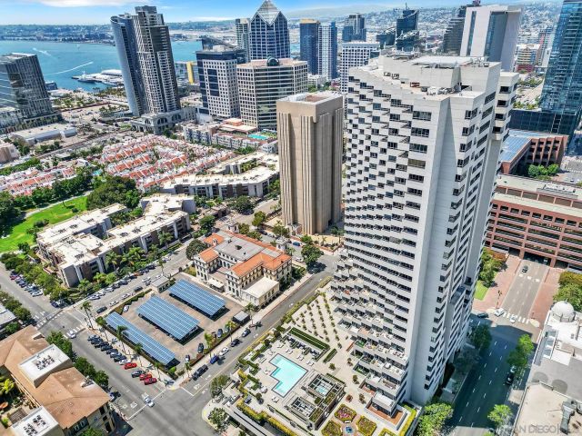 700 Front St 1303, San Diego, CA 92101