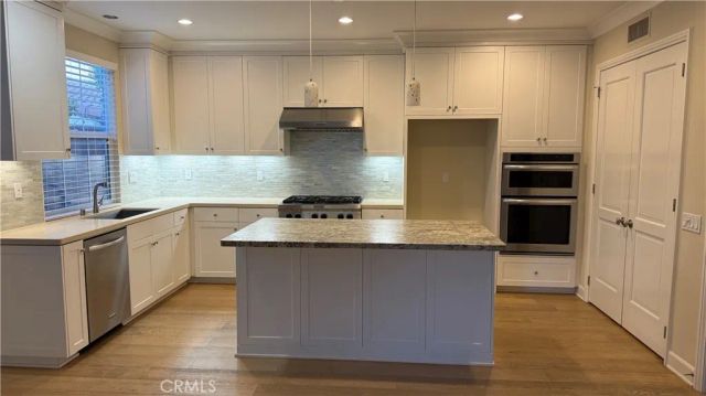 144 Stallion, Irvine, CA 92602