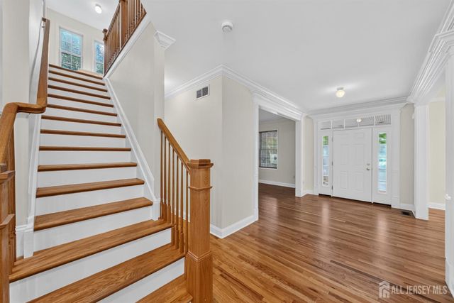 23 Hickory Street, Metuchen, NJ 08840