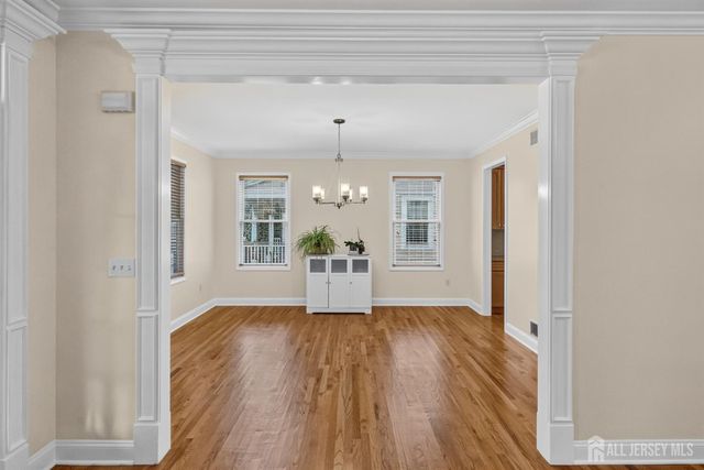 23 Hickory Street, Metuchen, NJ 08840