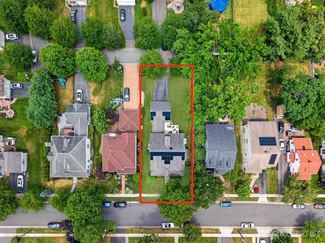 23 Hickory Street, Metuchen, NJ 08840