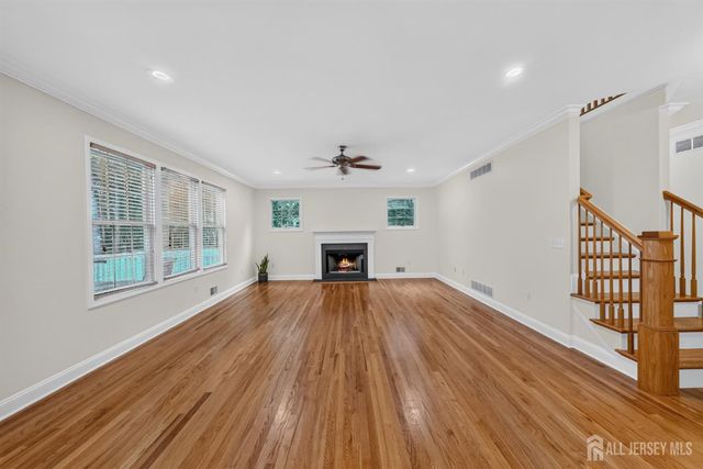 23 Hickory Street, Metuchen, NJ 08840