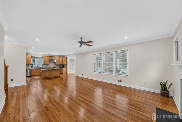 23 Hickory Street, Metuchen, NJ 08840