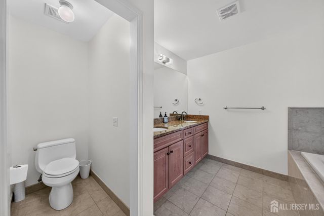 23 Hickory Street, Metuchen, NJ 08840