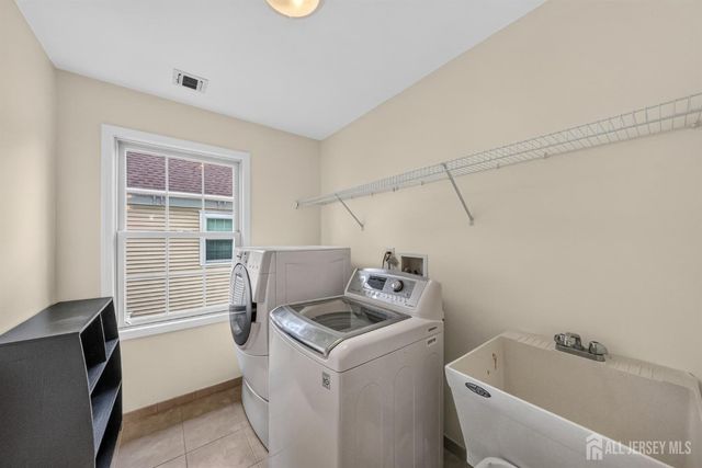 23 Hickory Street, Metuchen, NJ 08840
