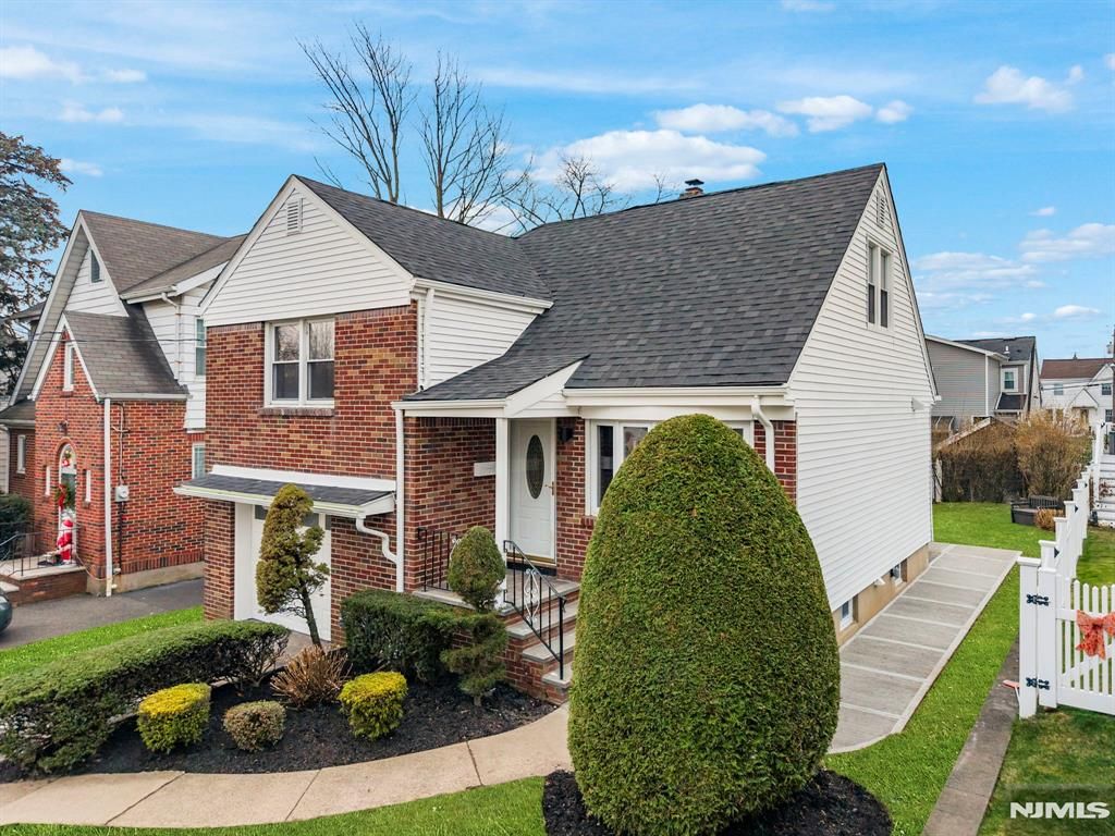 474 Sussex Road, Wood Ridge, NJ 07075