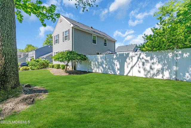 124 Sandpiper Drive, Belford, NJ 07718