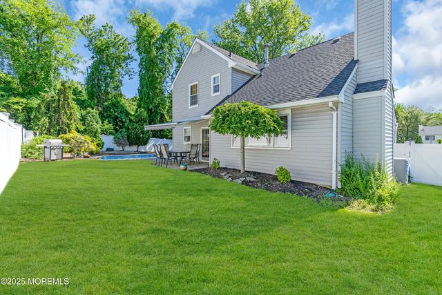 124 Sandpiper Drive, Belford, NJ 07718