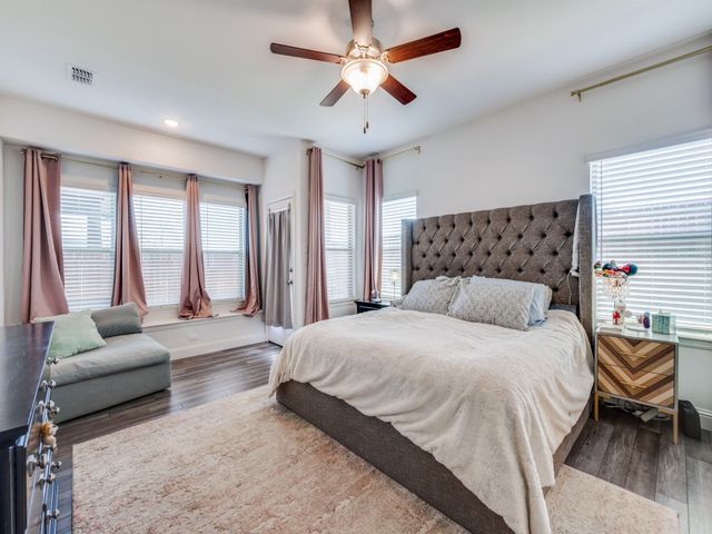 660 Coleman Street, Aubrey, TX 76227