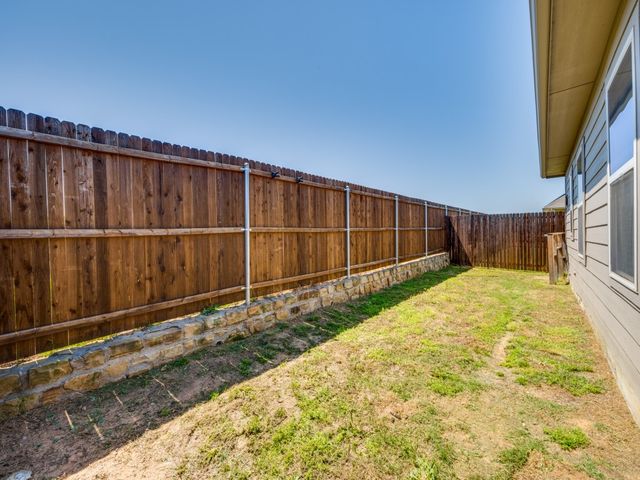 660 Coleman Street, Aubrey, TX 76227