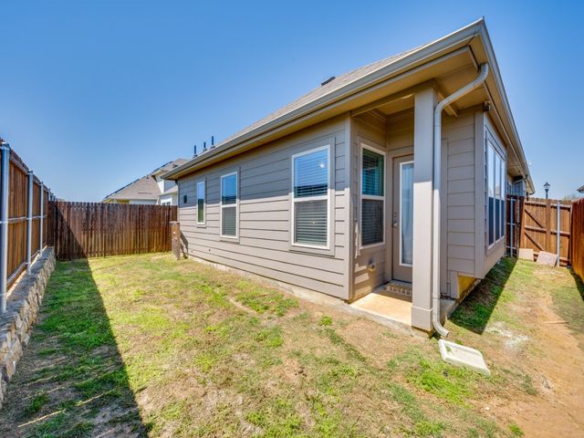 660 Coleman Street, Aubrey, TX 76227