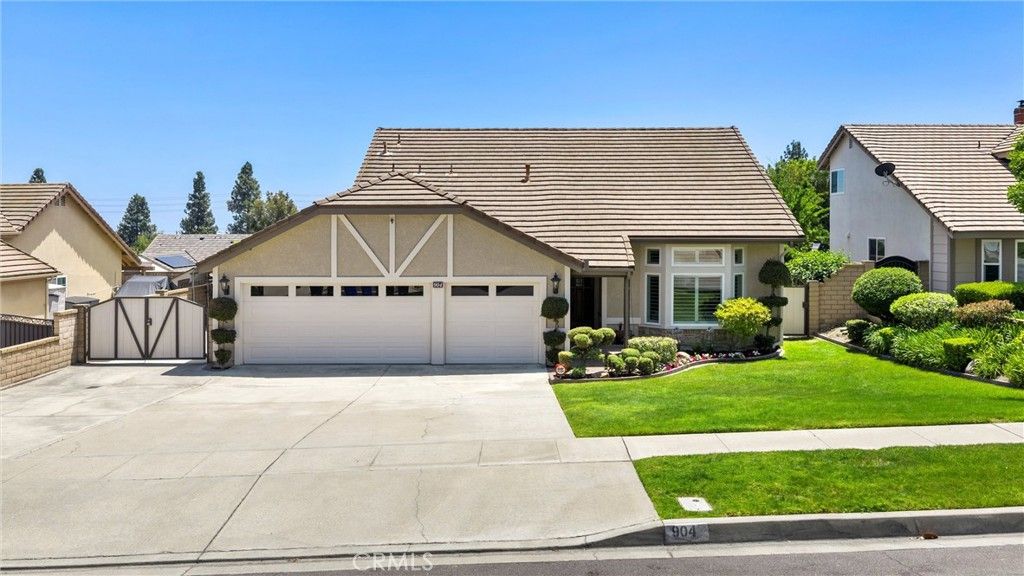 Image 1 of property listing at 904 Pineridge St, Upland, CA 91784