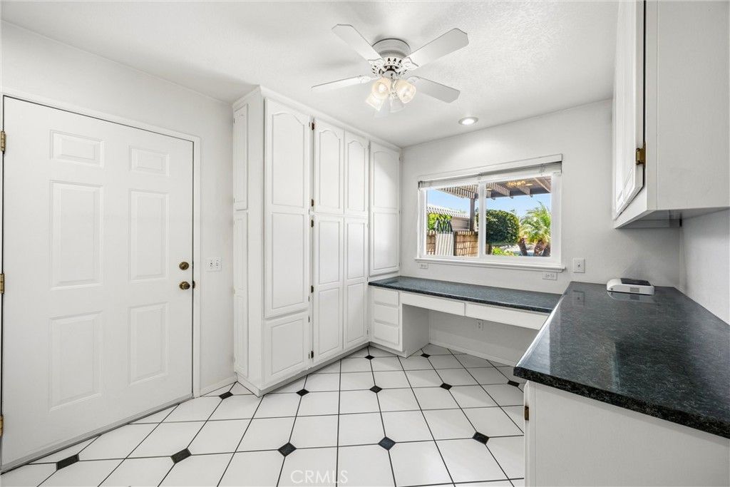Image 12 of property listing at 904 Pineridge St, Upland, CA 91784