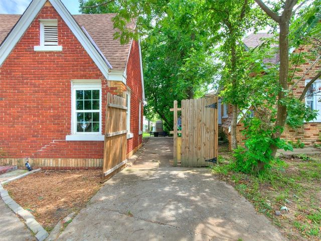 2016 Hardin Drive, Oklahoma City, OK 73111