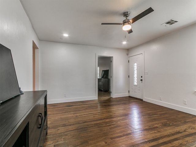 2016 Hardin Drive, Oklahoma City, OK 73111