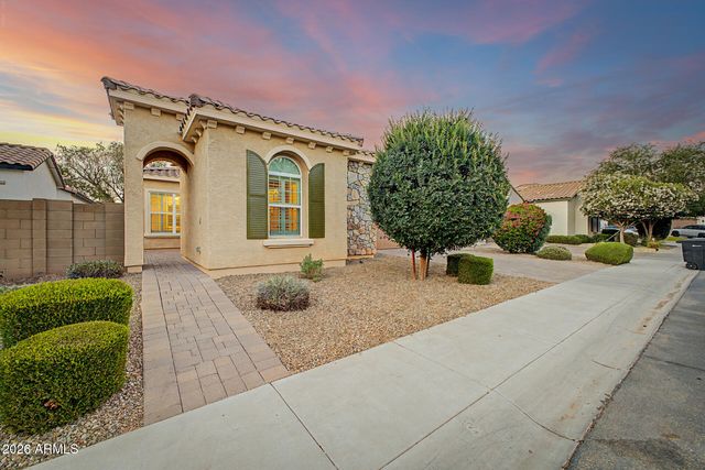 2170 E GERONIMO Street, Chandler, AZ 85225