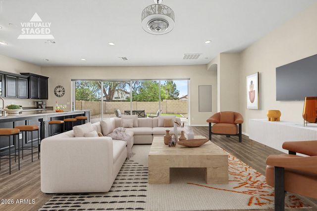 2170 E GERONIMO Street, Chandler, AZ 85225