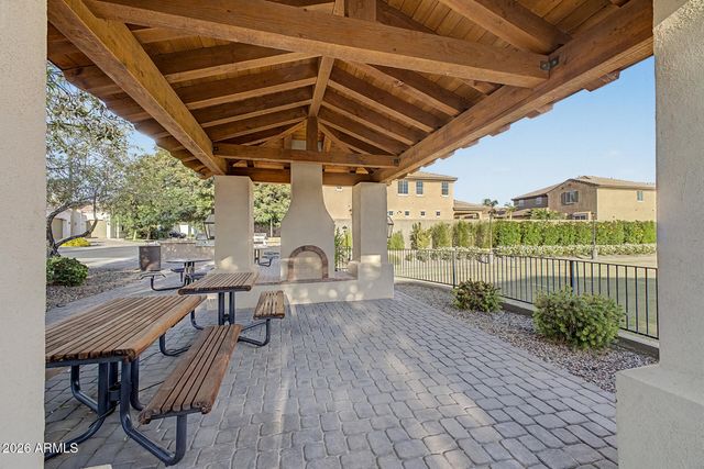 2170 E GERONIMO Street, Chandler, AZ 85225