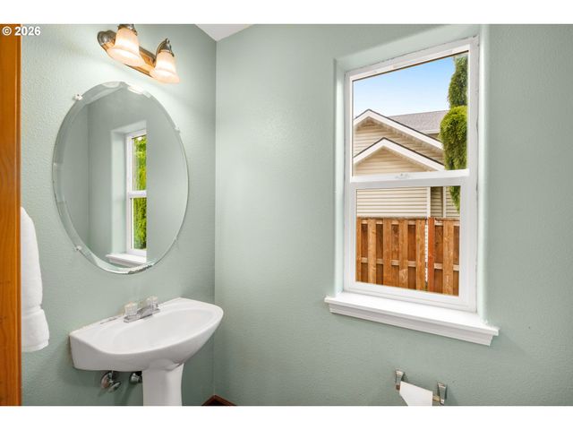 1151 S PALMETTO Way, Cornelius, OR 97113