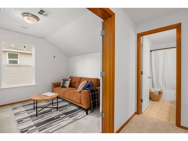 1151 S PALMETTO Way, Cornelius, OR 97113