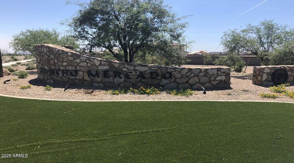 14796 W SMOKETREE Drive, Surprise, AZ 85387 — photo 2