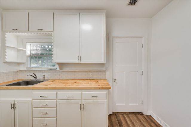 333 Cooper Street, Cedar Hill, TX 75104