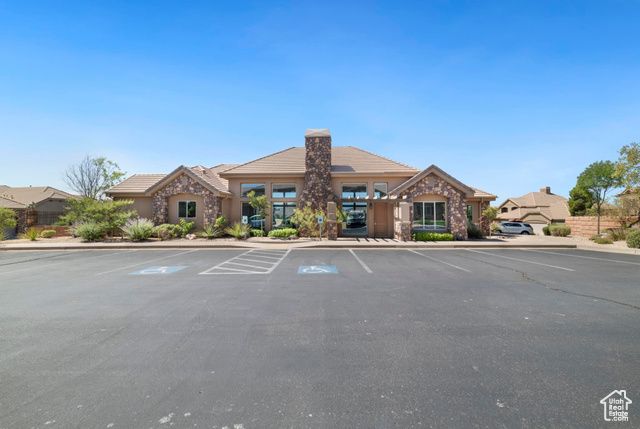 2076 N DORAL CT, Washington, UT 84780