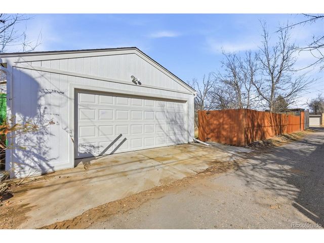 2680 Leyden St, Denver, CO 80207