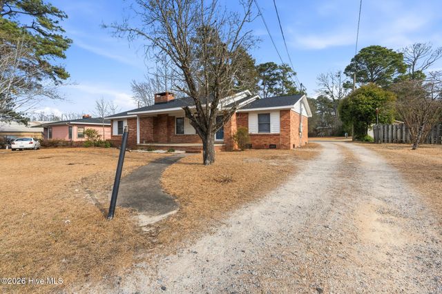 907 Thomas Street, Rockingham, NC 28379